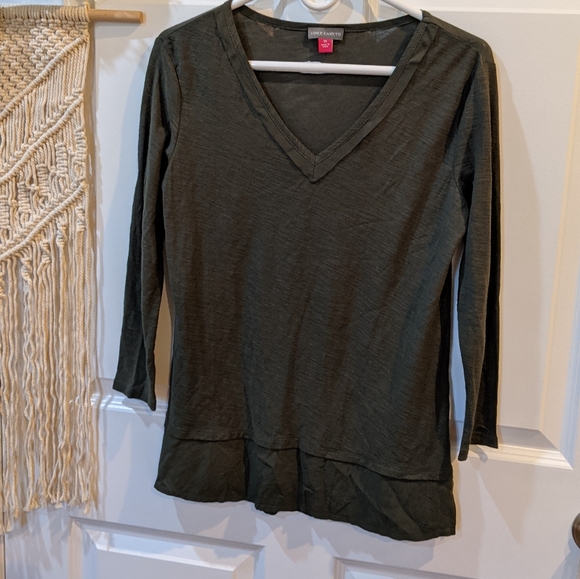 Vince Camuto top xs - Picture 2 of 12